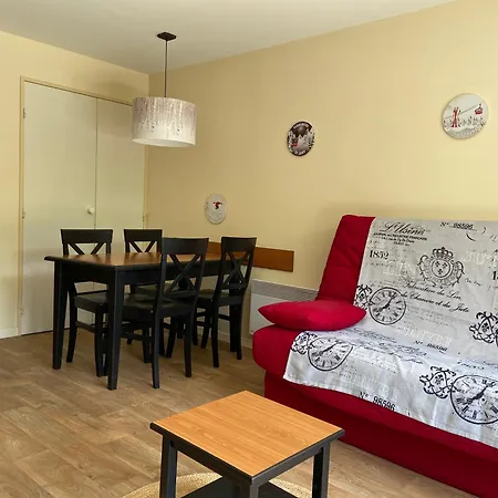 Διαμέρισμα 203 *